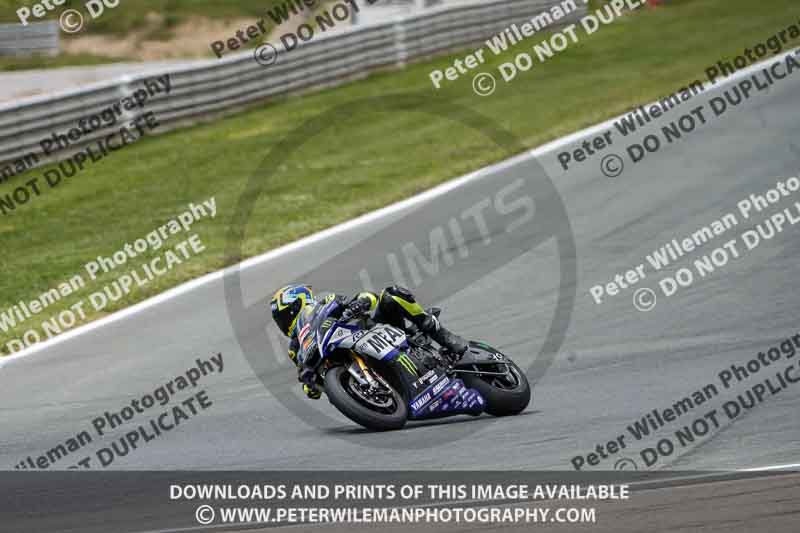 cadwell no limits trackday;cadwell park;cadwell park photographs;cadwell trackday photographs;enduro digital images;event digital images;eventdigitalimages;navarra;no limits trackdays;peter wileman photography;racing digital images;trackday digital images;trackday photos